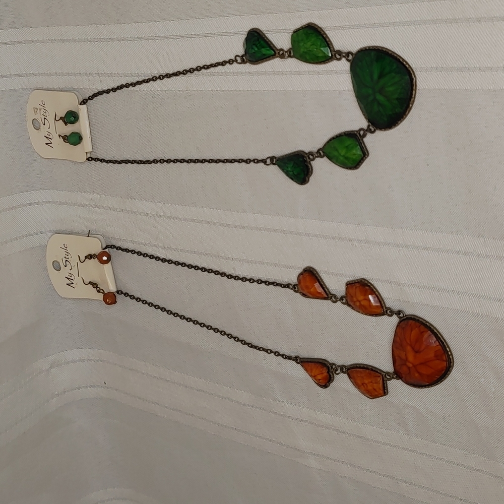 2 Necklace Sets